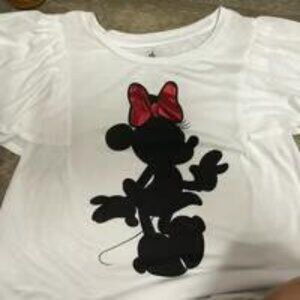 Minnie Mouse shirt